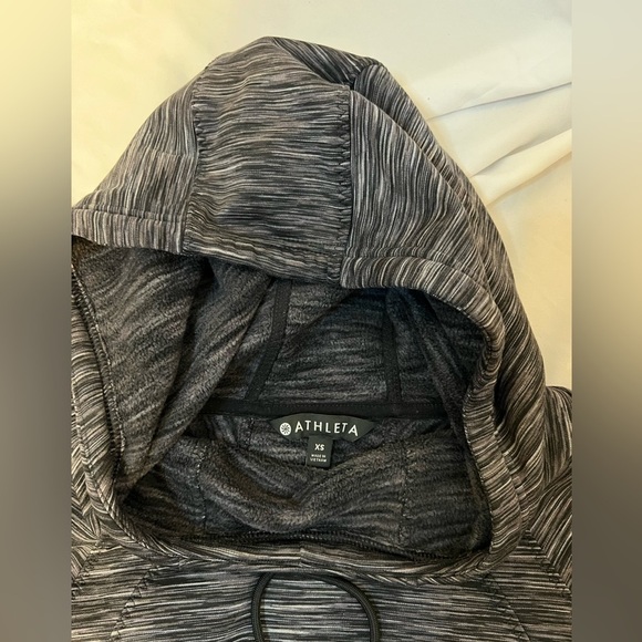 Athleta pullover in space gray  | XS - Picture 7 of 10